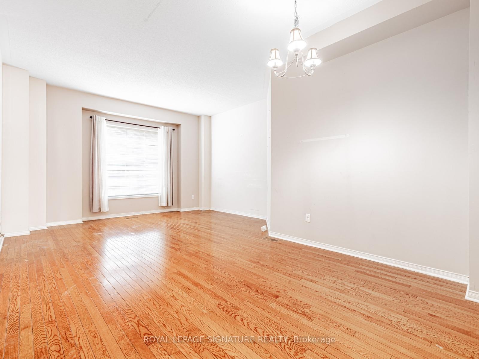 









23


Observatory

Lane, 100,
Richmond Hill,




ON
L4C 0M7

