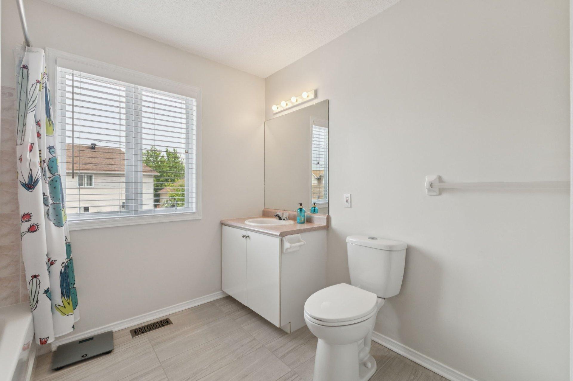 









91


Rue des Lipizzans

,
Gatineau (Gatineau),




QC
J8R3M4

