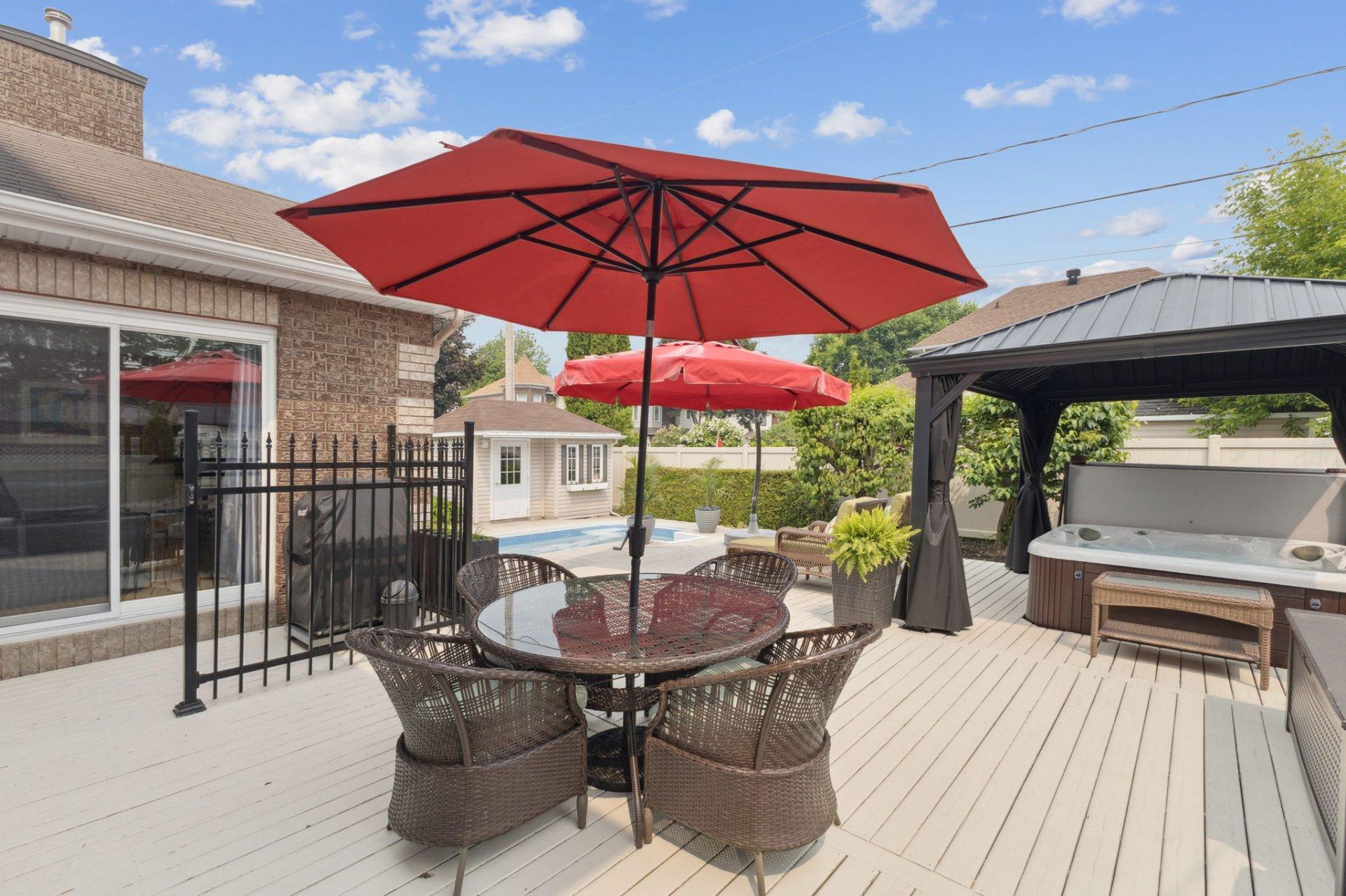 









91


Rue des Lipizzans

,
Gatineau (Gatineau),




QC
J8R3M4

