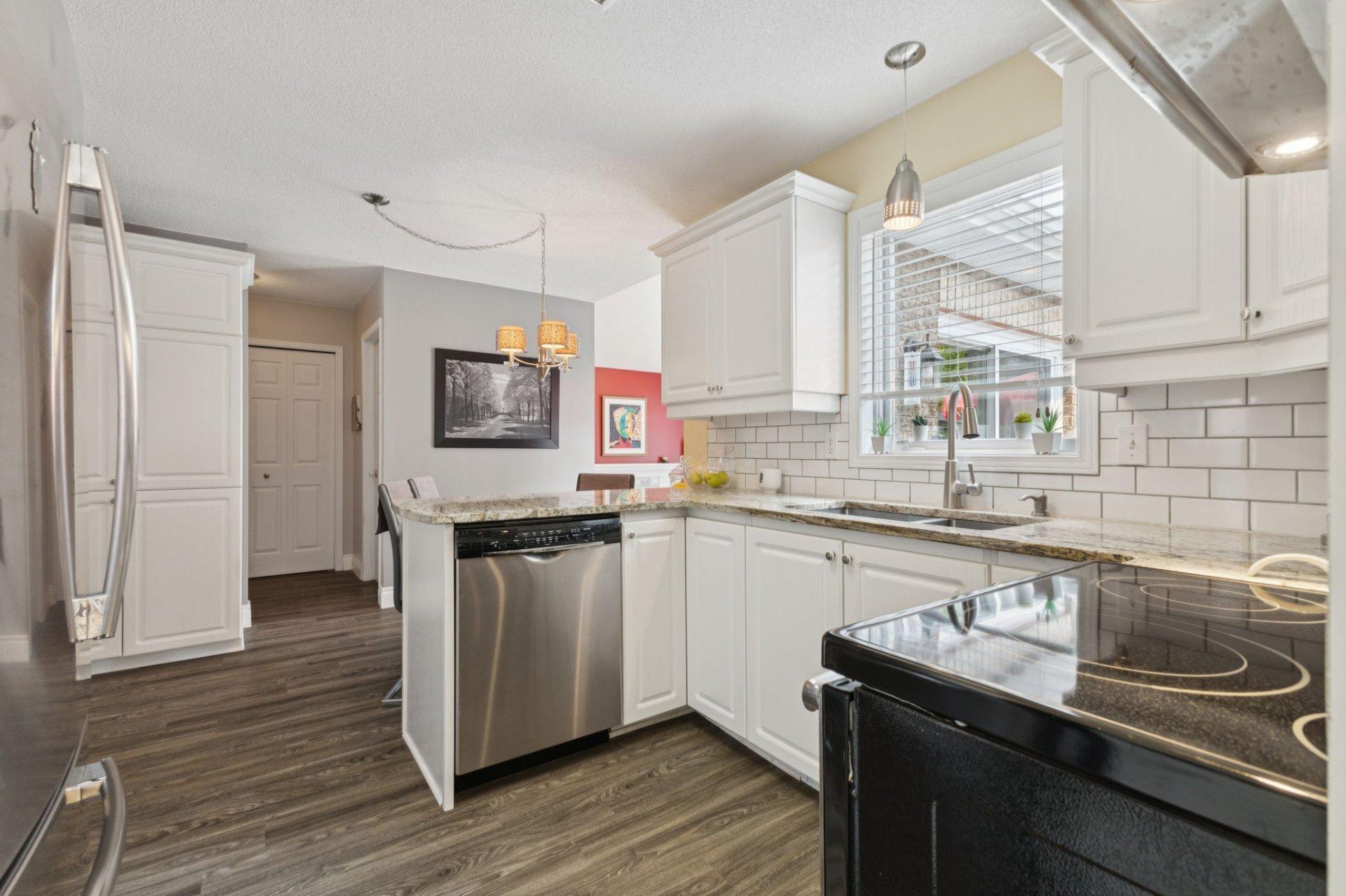 









91


Rue des Lipizzans

,
Gatineau (Gatineau),




QC
J8R3M4

