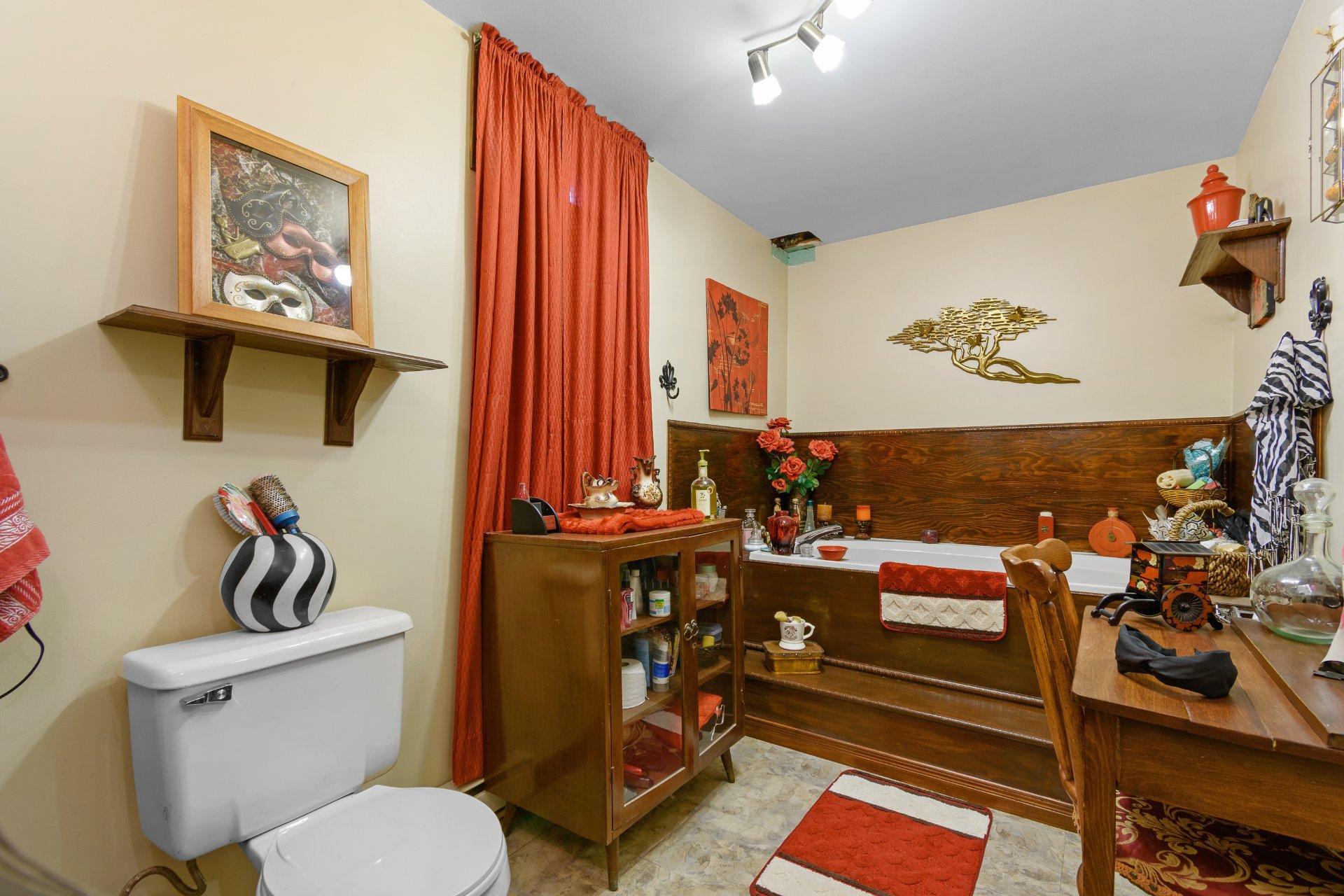 









32


Ch. Louiseize

,
Gracefield,




QC
J0X1W0

