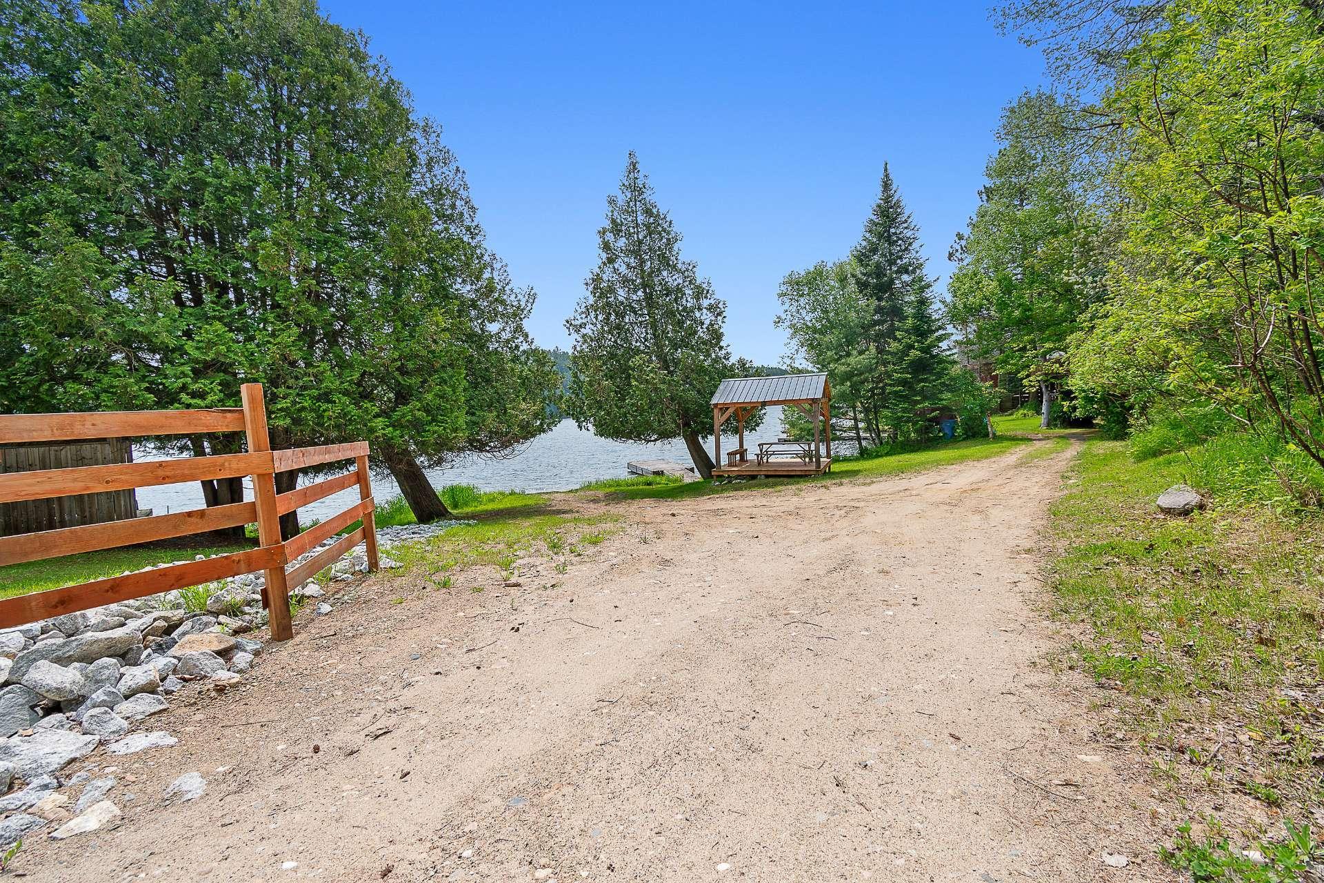









32


Ch. Louiseize

,
Gracefield,




QC
J0X1W0

