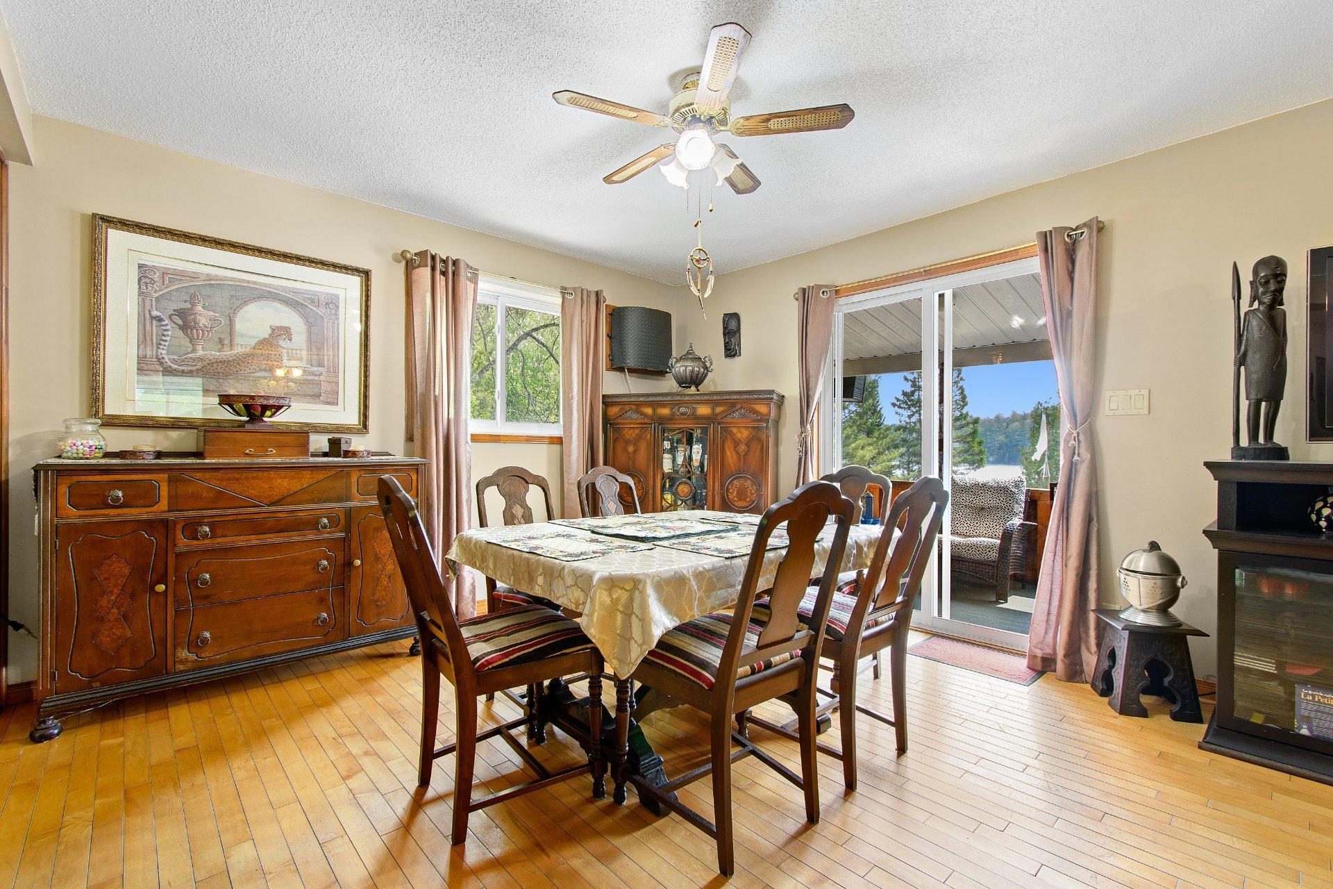 









32


Ch. Louiseize

,
Gracefield,




QC
J0X1W0

