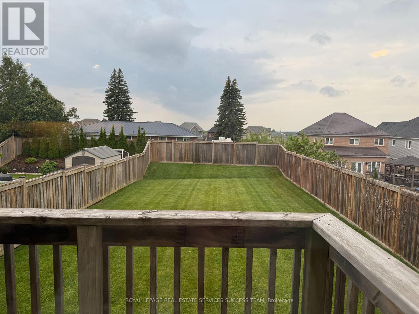 












1996 QUEENSBURY DRIVE

,
Oshawa,




Ontario
L1H0S1

