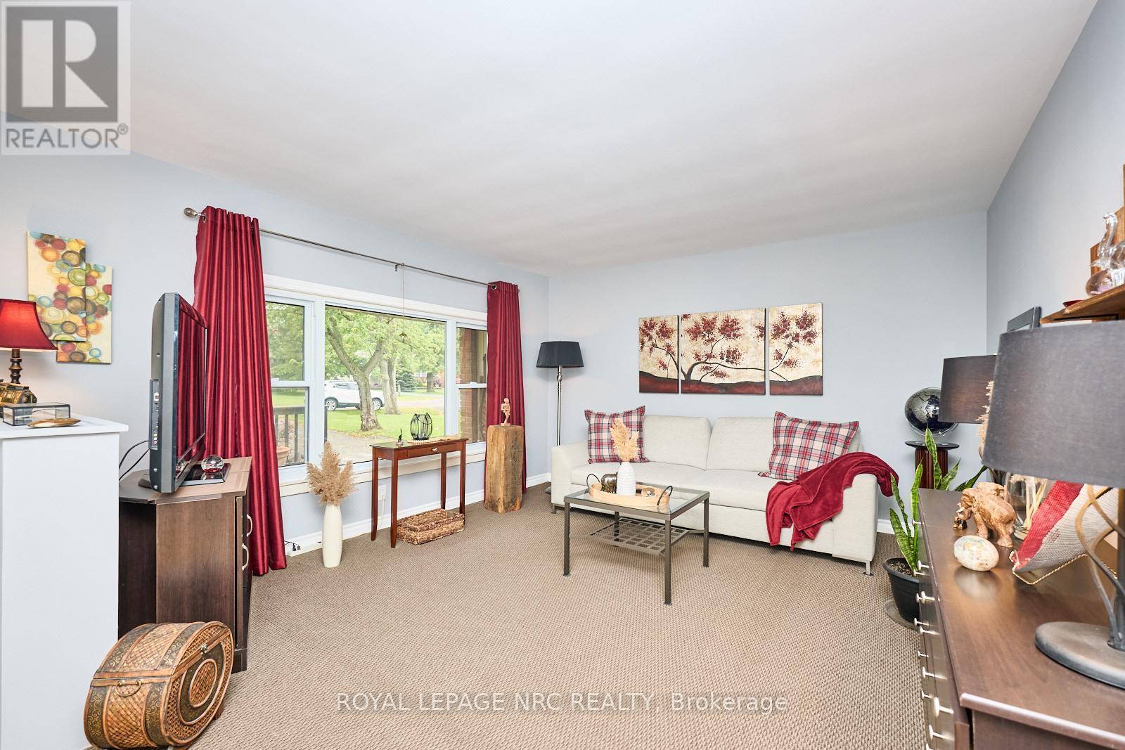 












439 BELLEVIEW BOULEVARD

,
Fort Erie (Ridgeway),




Ontario
L0S1N0

