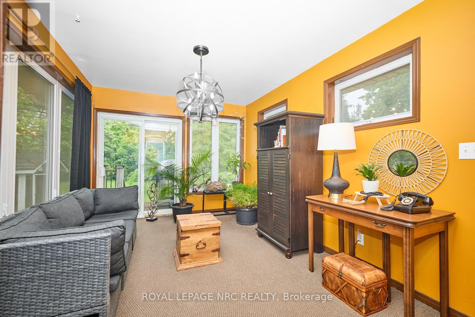 












439 BELLEVIEW BOULEVARD

,
Fort Erie (Ridgeway),




Ontario
L0S1N0

