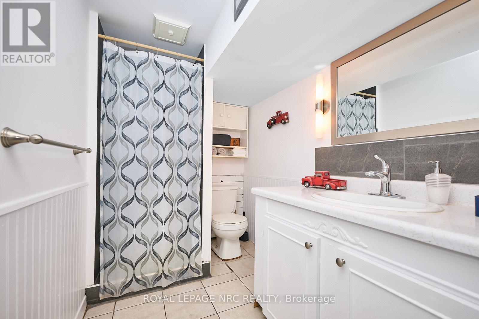 












439 BELLEVIEW BOULEVARD

,
Fort Erie (Ridgeway),




Ontario
L0S1N0

