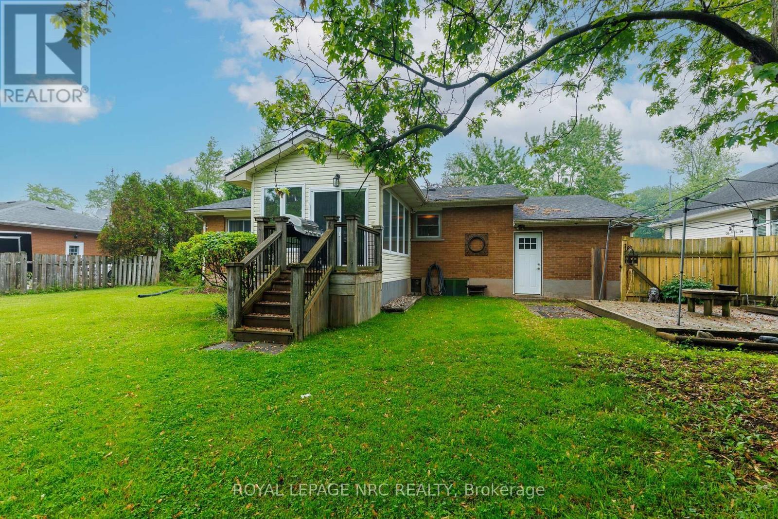 












439 BELLEVIEW BOULEVARD

,
Fort Erie (Ridgeway),




Ontario
L0S1N0

