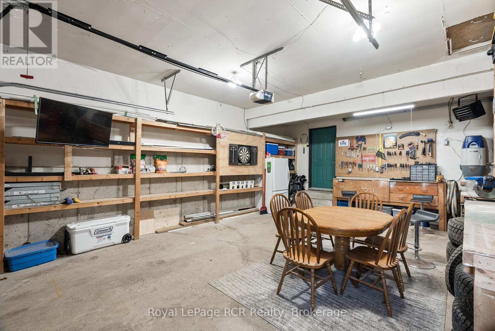 












107 THOMAS STREET

,
Brockton,




Ontario
N0G2V0


