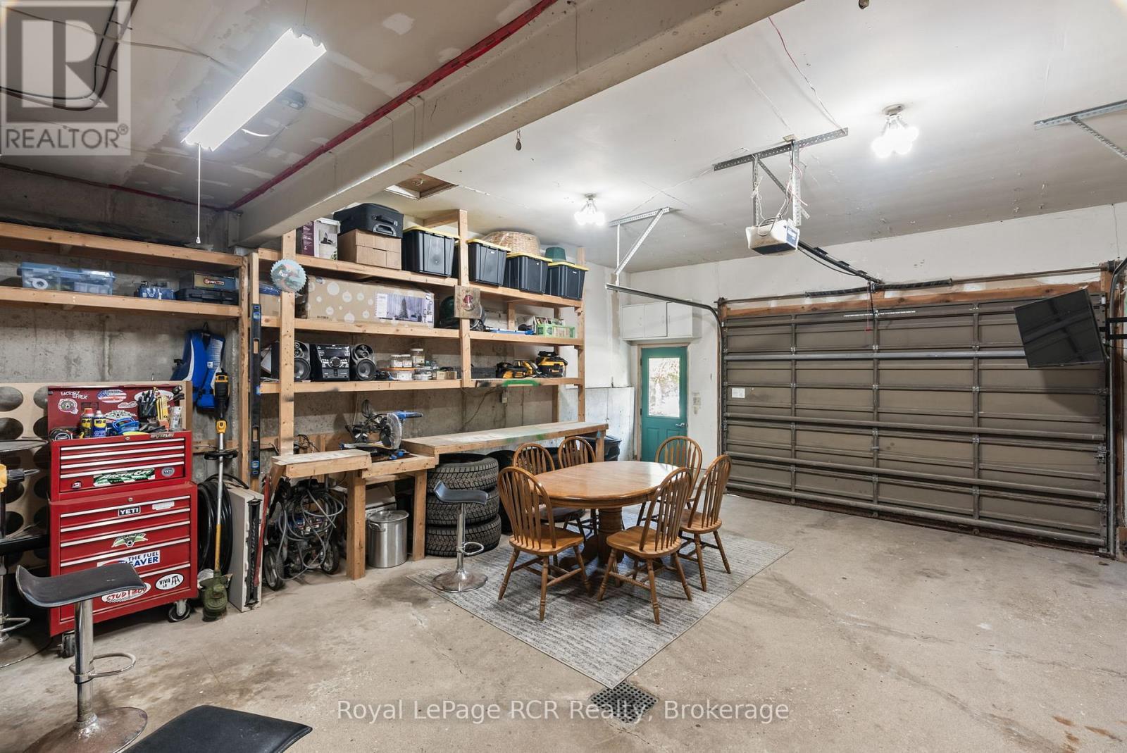 












107 THOMAS STREET

,
Brockton,




Ontario
N0G2V0

