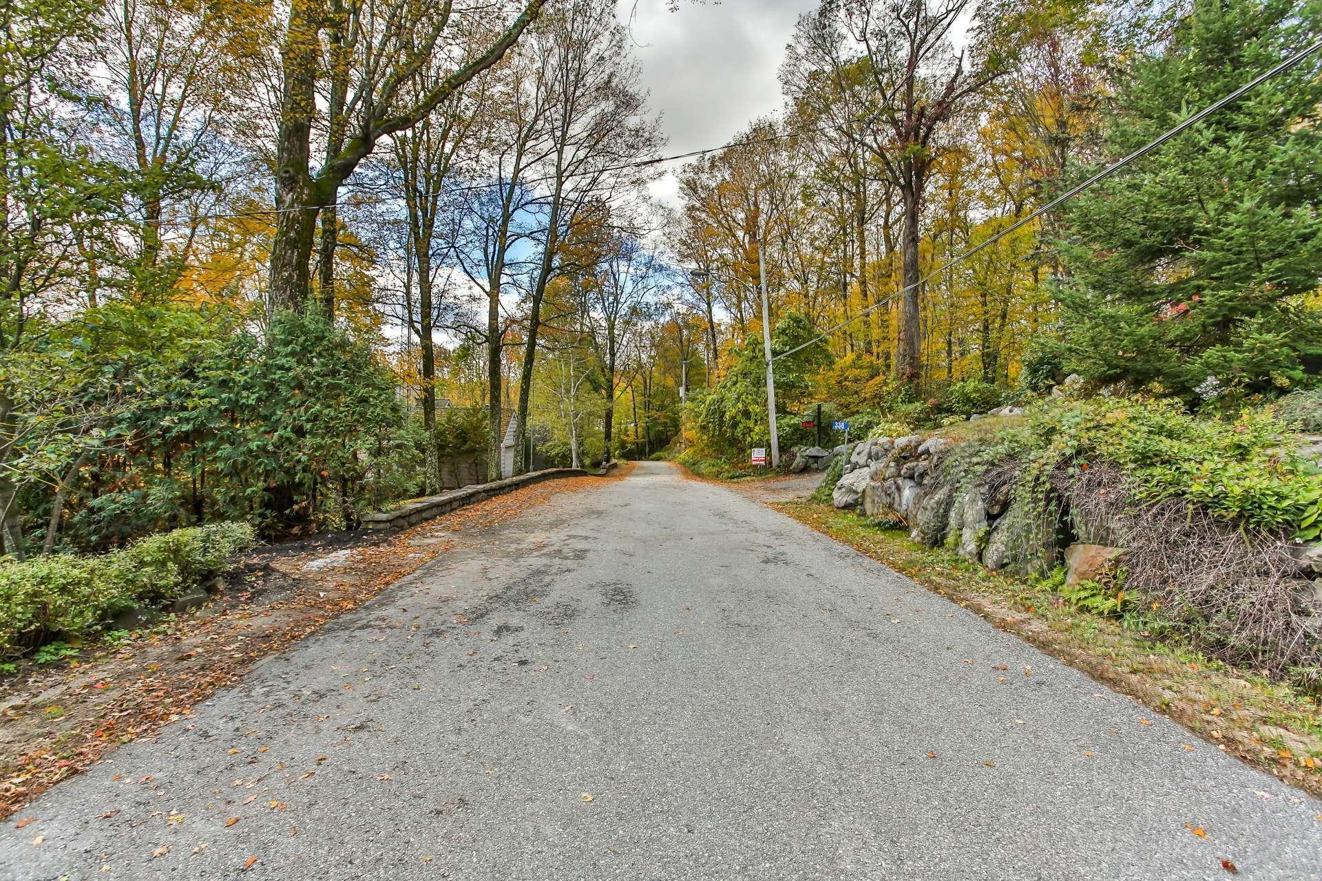 









338


Ch. des Critiques

,
Montebello,




QC
J0V1L0

