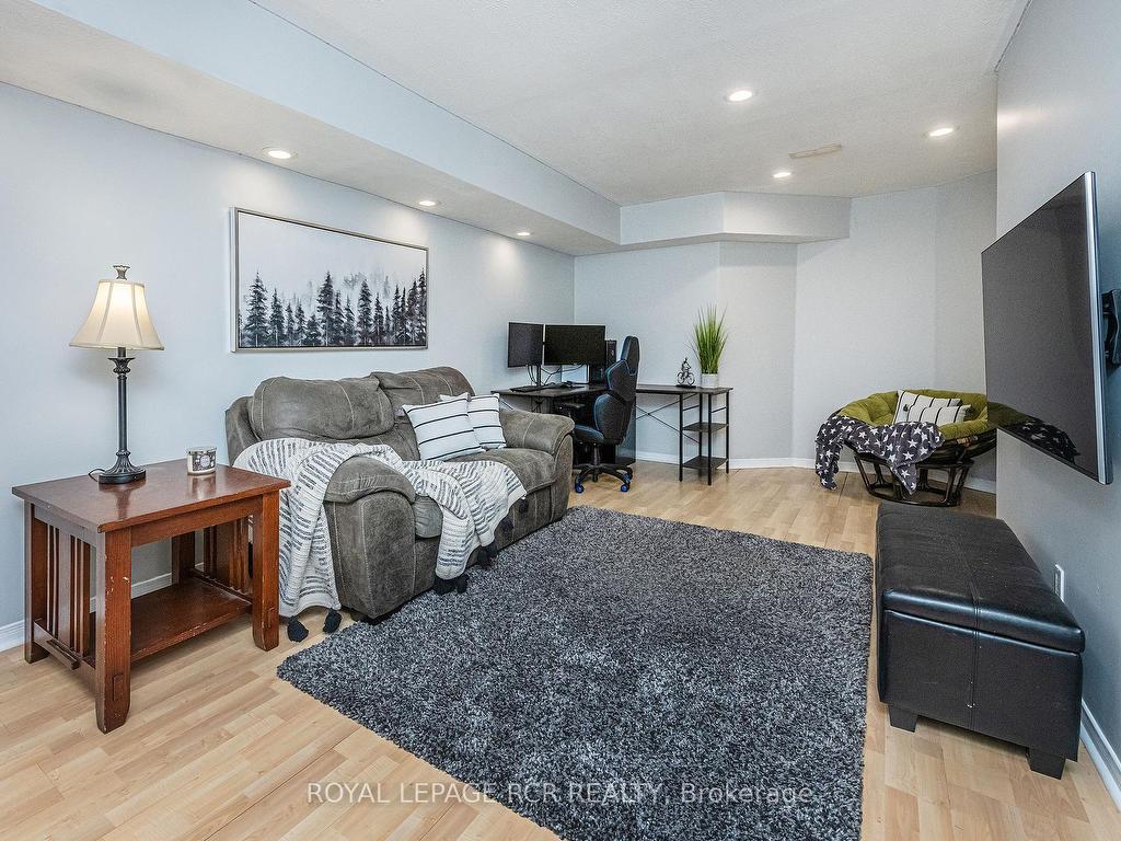









311


Balsam

Street,
Orangeville,




ON
L9W 4X6

