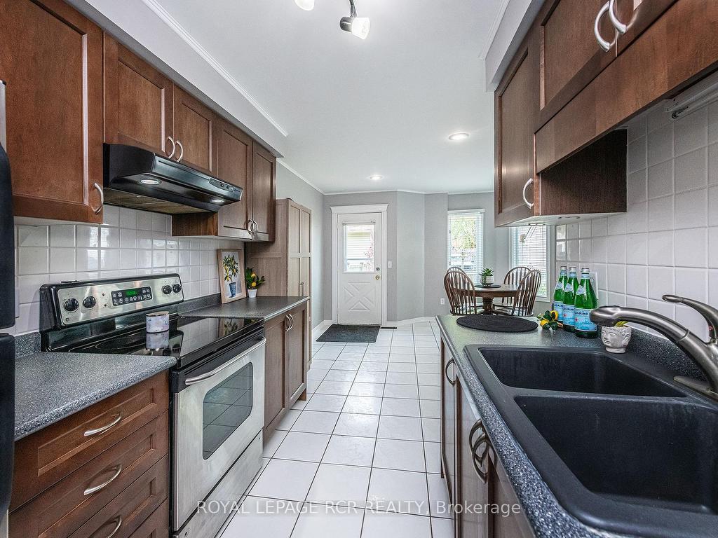 









311


Balsam

Street,
Orangeville,




ON
L9W 4X6

