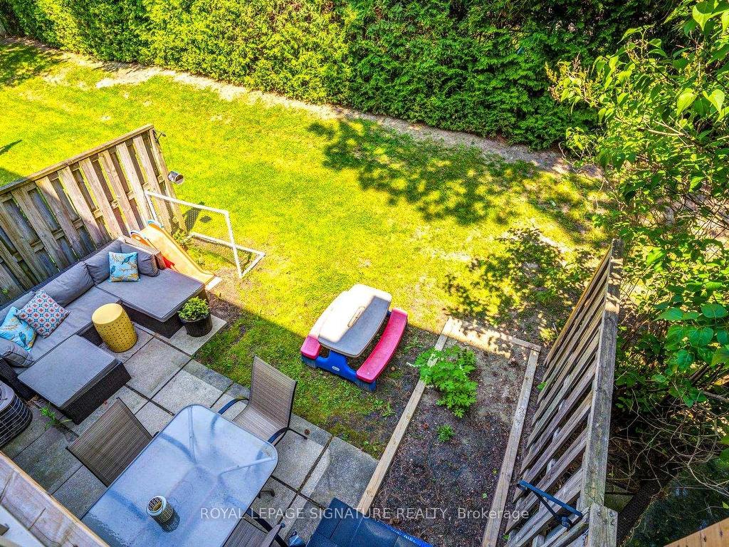 









11


Plaisance

Road, 12,
Richmond Hill,




ON
L4C 5H1

