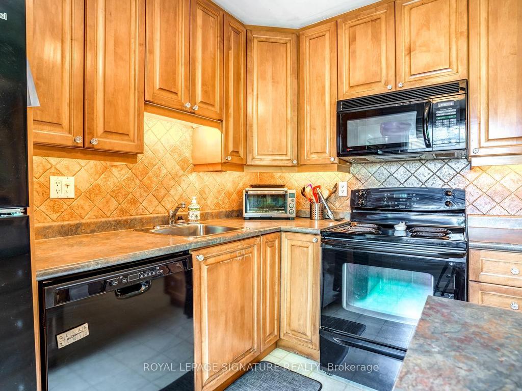 









11


Plaisance

Road, 12,
Richmond Hill,




ON
L4C 5H1

