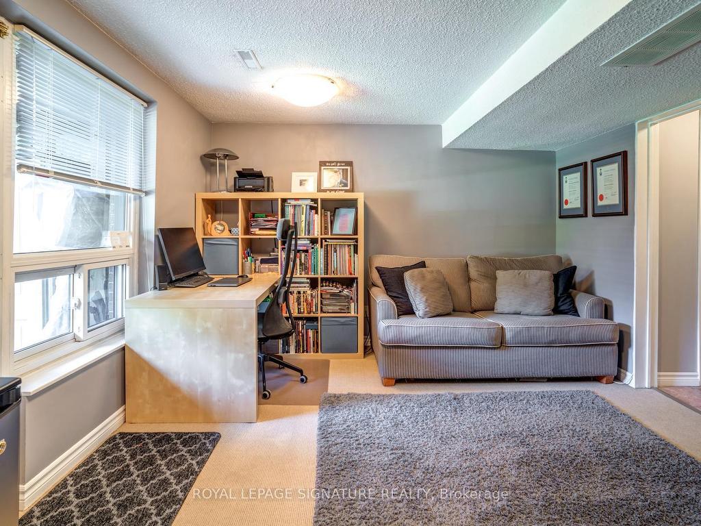









11


Plaisance

Road, 12,
Richmond Hill,




ON
L4C 5H1

