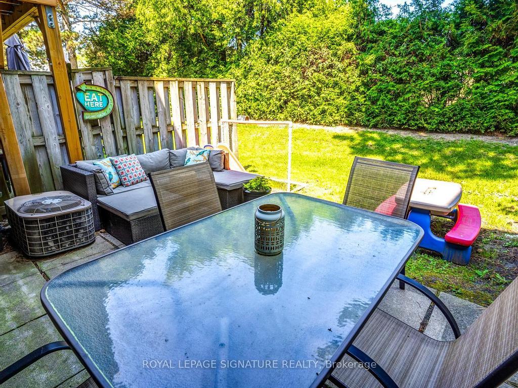









11


Plaisance

Road, 12,
Richmond Hill,




ON
L4C 5H1

