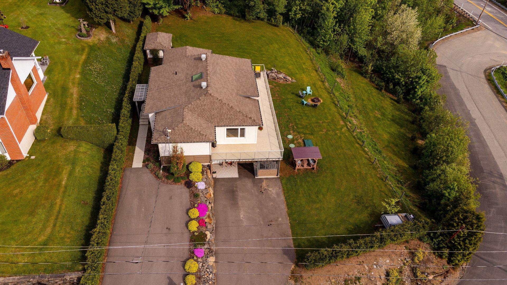 









100


Rue Léo-Paul-Trudel

,
Shawinigan,




QC
G0X2V0


