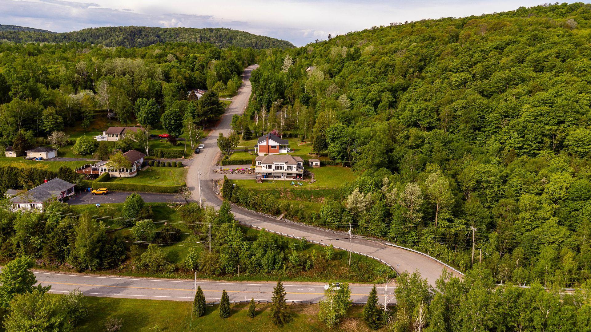 









100


Rue Léo-Paul-Trudel

,
Shawinigan,




QC
G0X2V0

