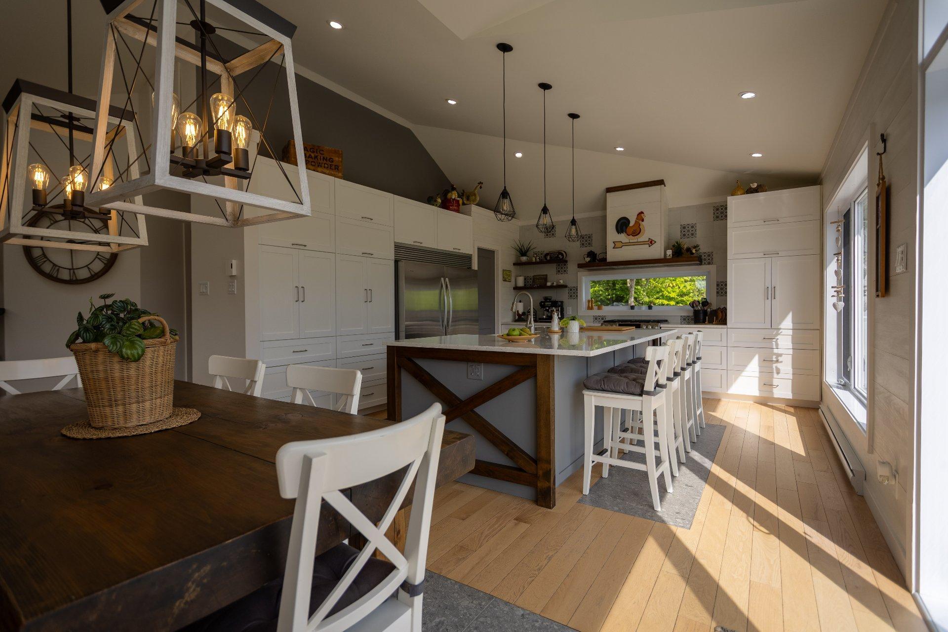 









100


Rue Léo-Paul-Trudel

,
Shawinigan,




QC
G0X2V0

