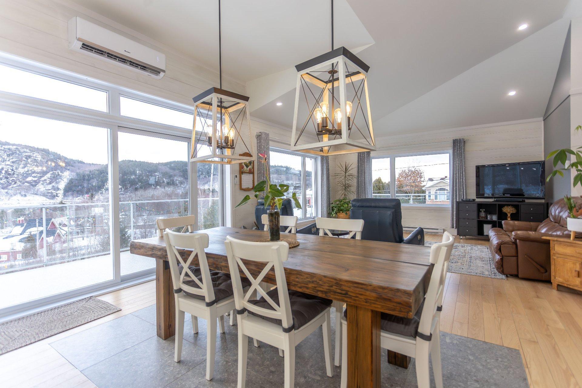 









100


Rue Léo-Paul-Trudel

,
Shawinigan,




QC
G0X2V0

