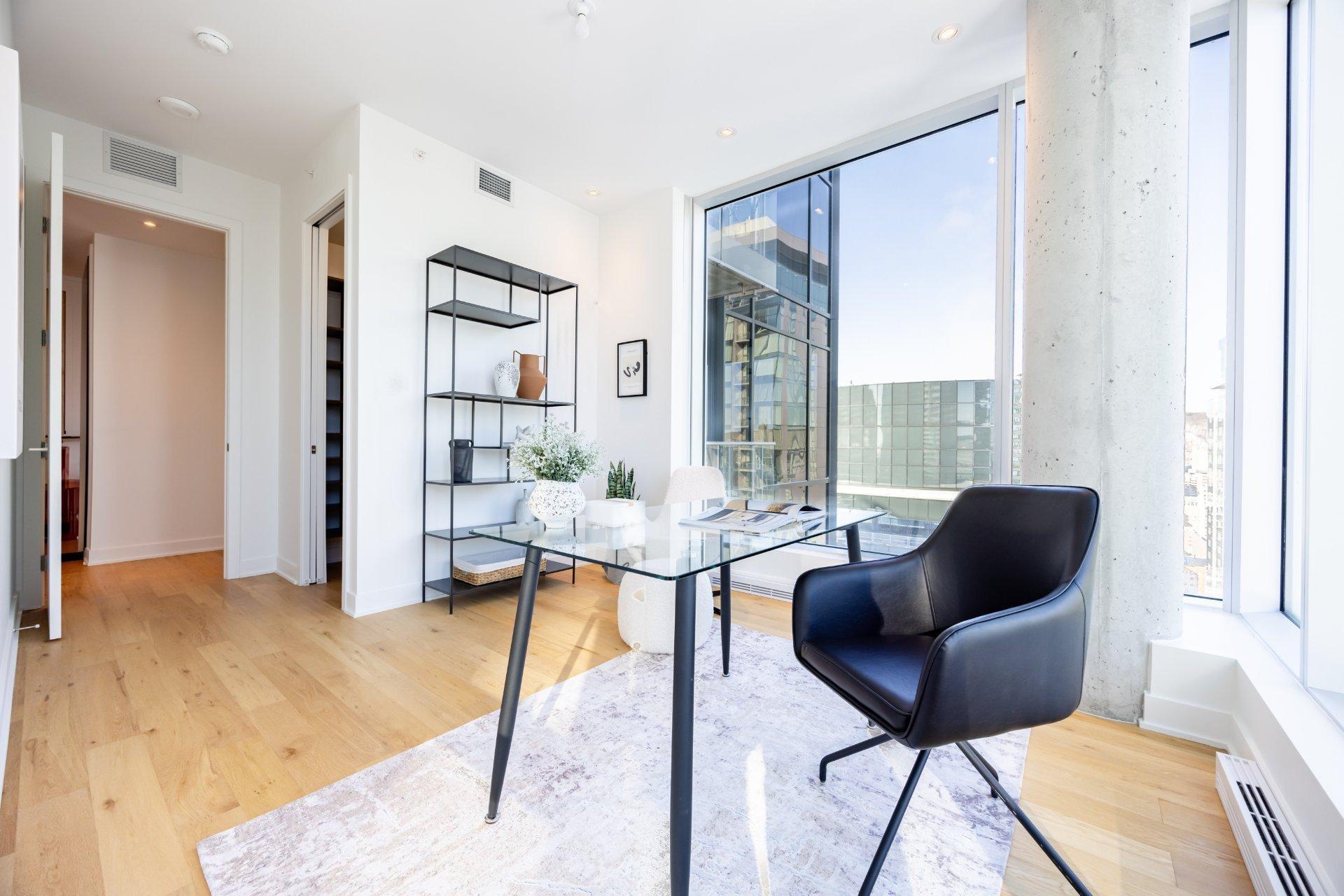 









1020


Rue de la Montagne

, 3703,
Montréal (Ville-Marie),




QC
H3G1V7

