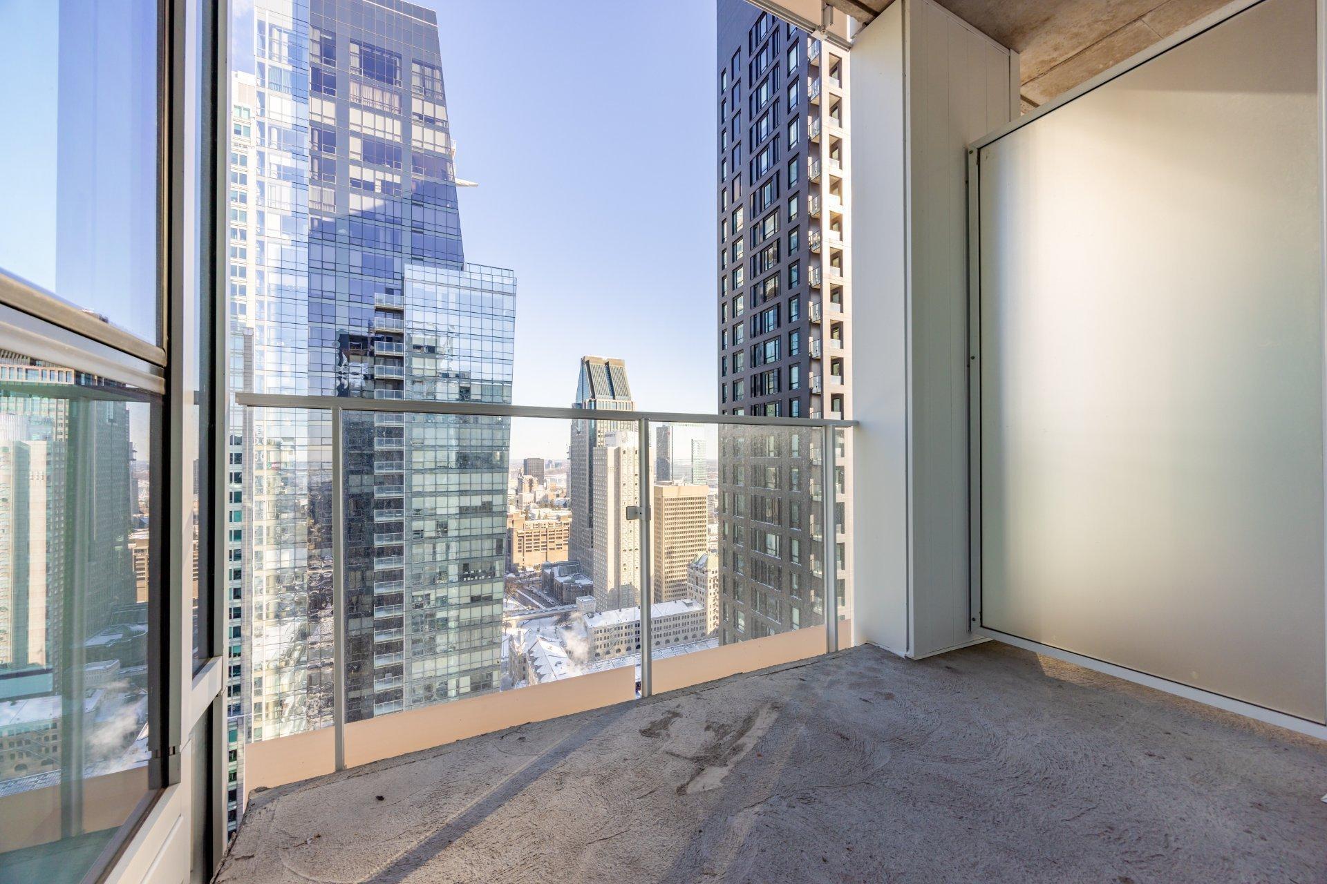 









1020


Rue de la Montagne

, 3703,
Montréal (Ville-Marie),




QC
H3G1V7

