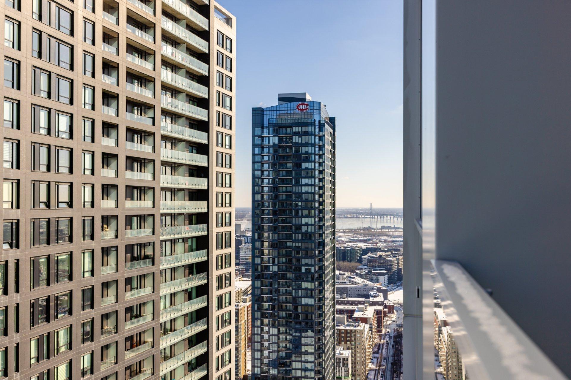 









1020


Rue de la Montagne

, 3703,
Montréal (Ville-Marie),




QC
H3G1V7

