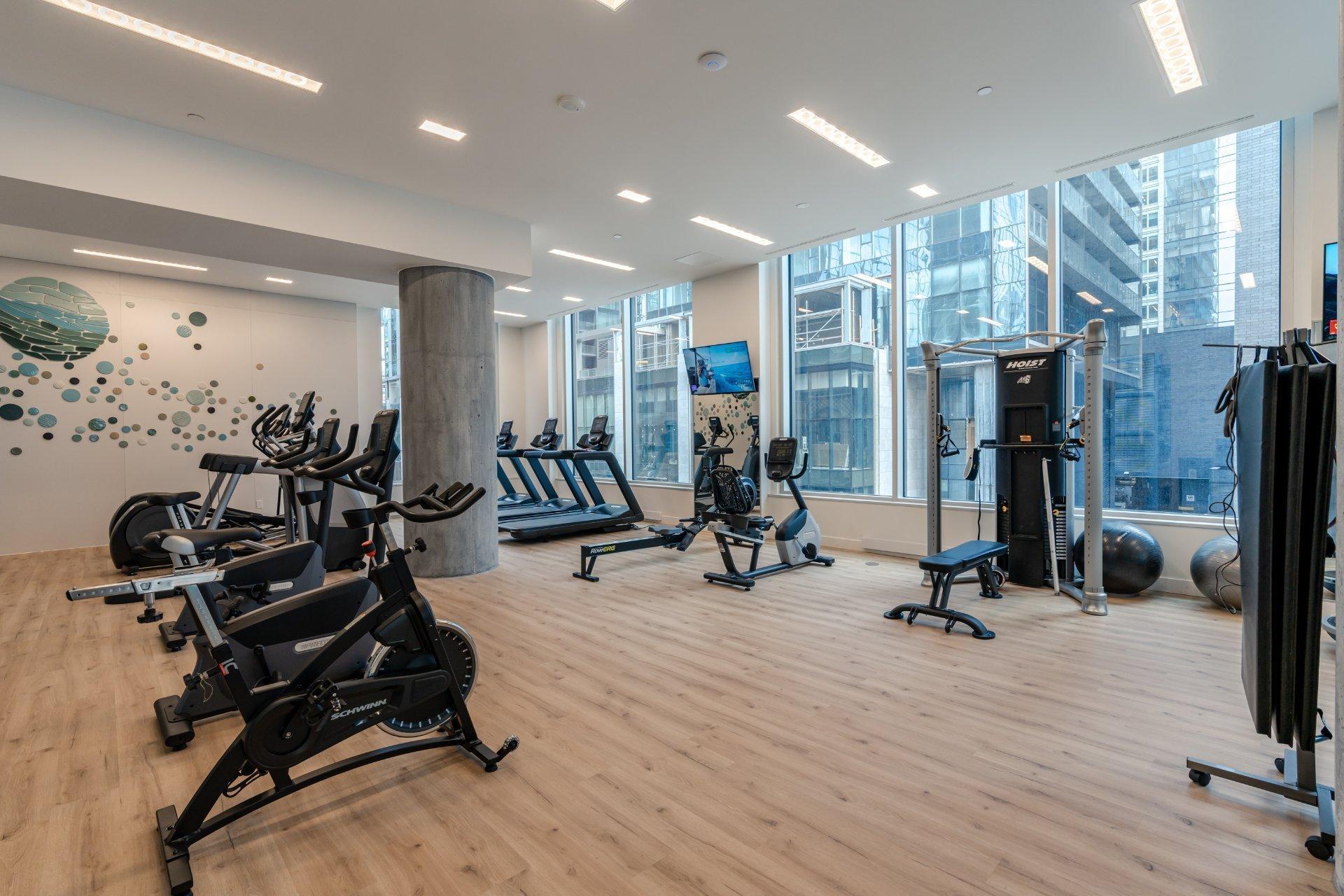 









1020


Rue de la Montagne

, 3703,
Montréal (Ville-Marie),




QC
H3G1V7


