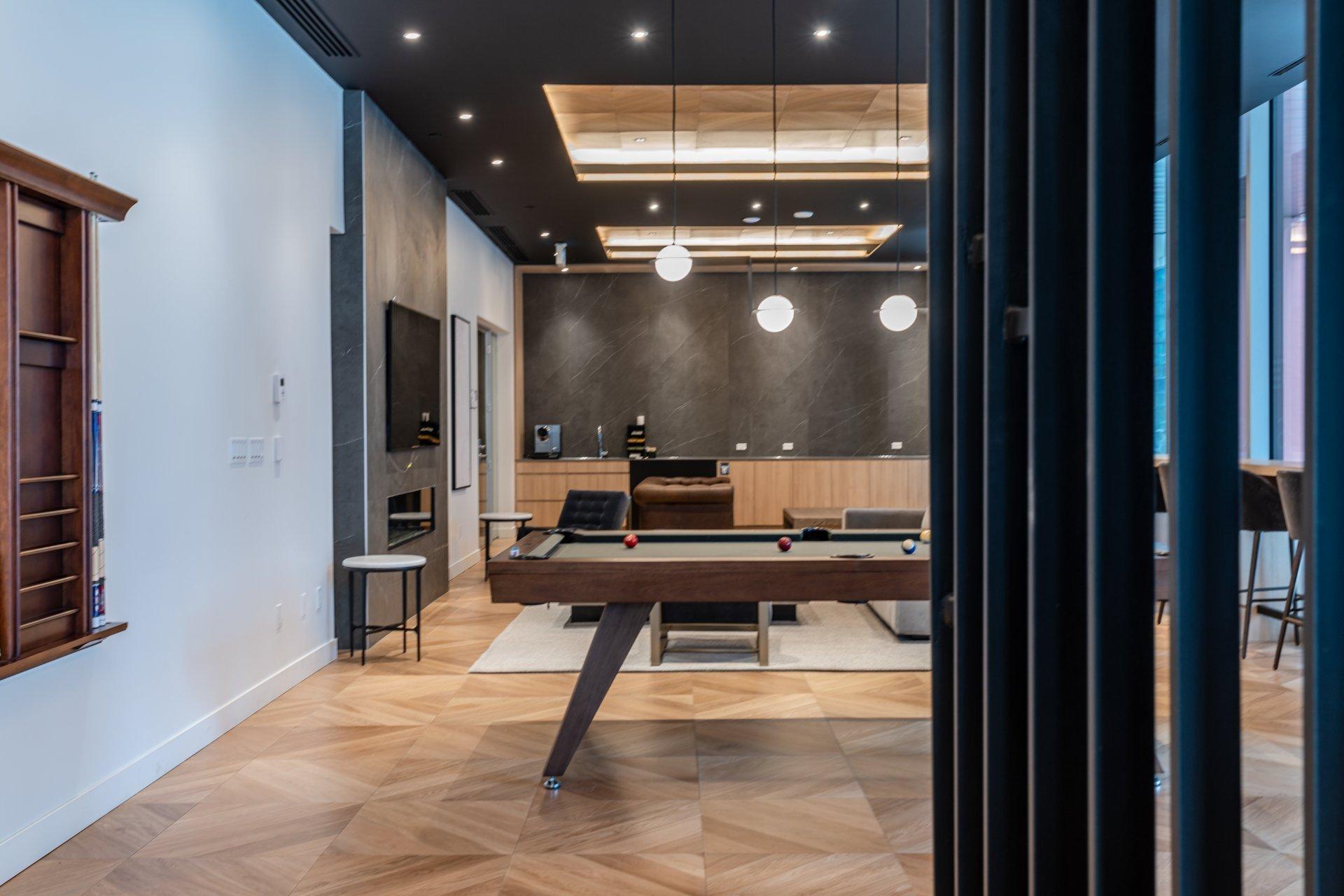 









1020


Rue de la Montagne

, 3703,
Montréal (Ville-Marie),




QC
H3G1V7

