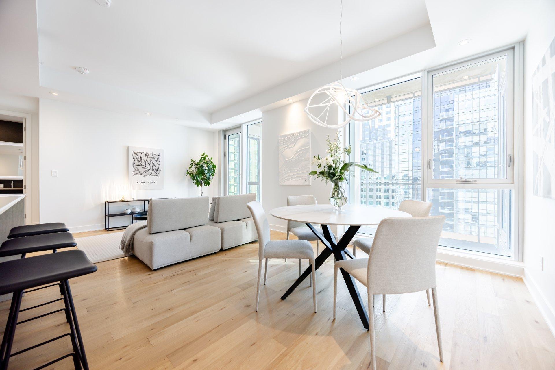 









1020


Rue de la Montagne

, 3703,
Montréal (Ville-Marie),




QC
H3G1V7


