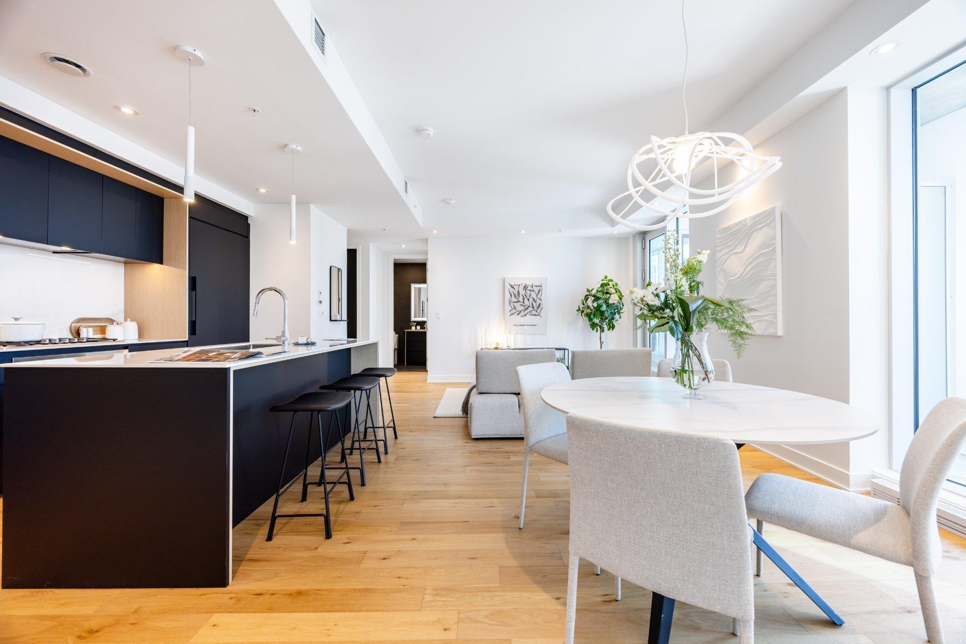 









1020


Rue de la Montagne

, 3703,
Montréal (Ville-Marie),




QC
H3G1V7

