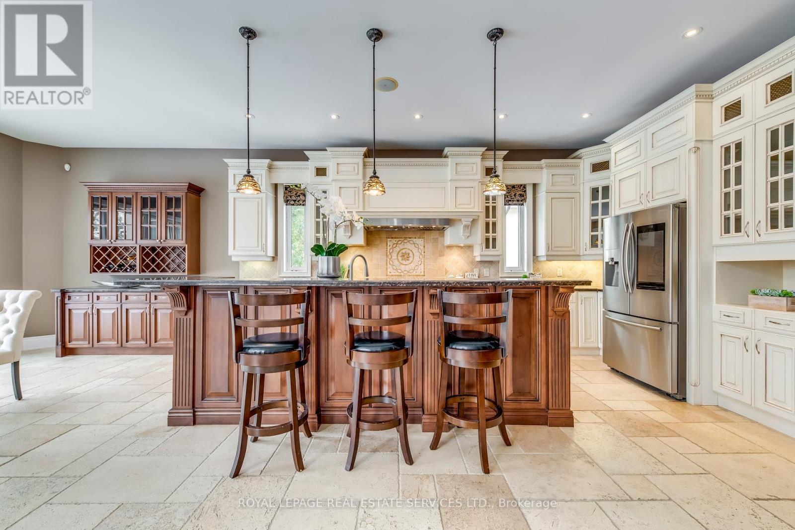 












3341 LAKESHORE ROAD

,
Burlington,




Ontario
L7N1B1

