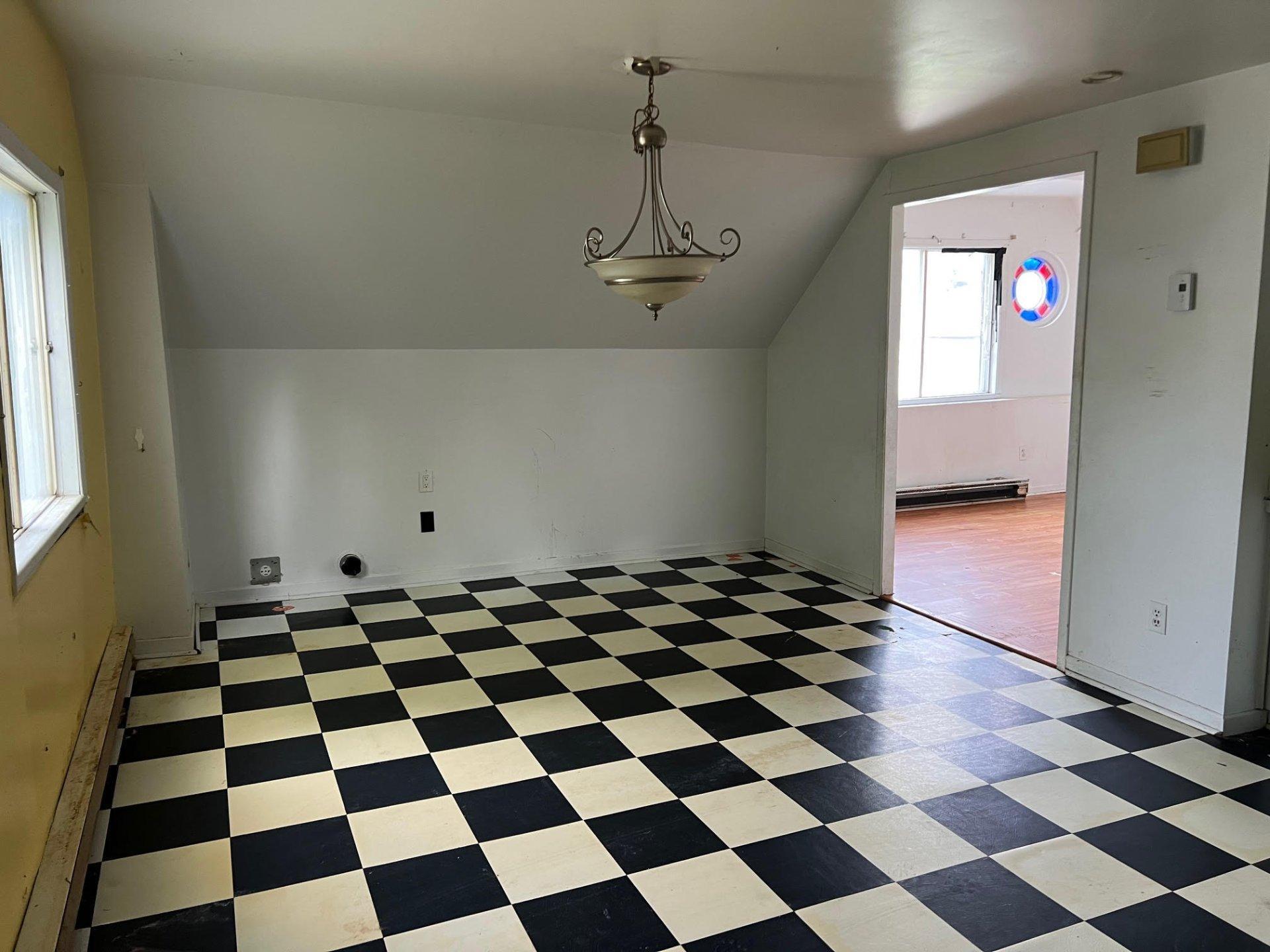 









81

 - 83


Rue Principale

,
Ripon,




QC
J0V1V0

