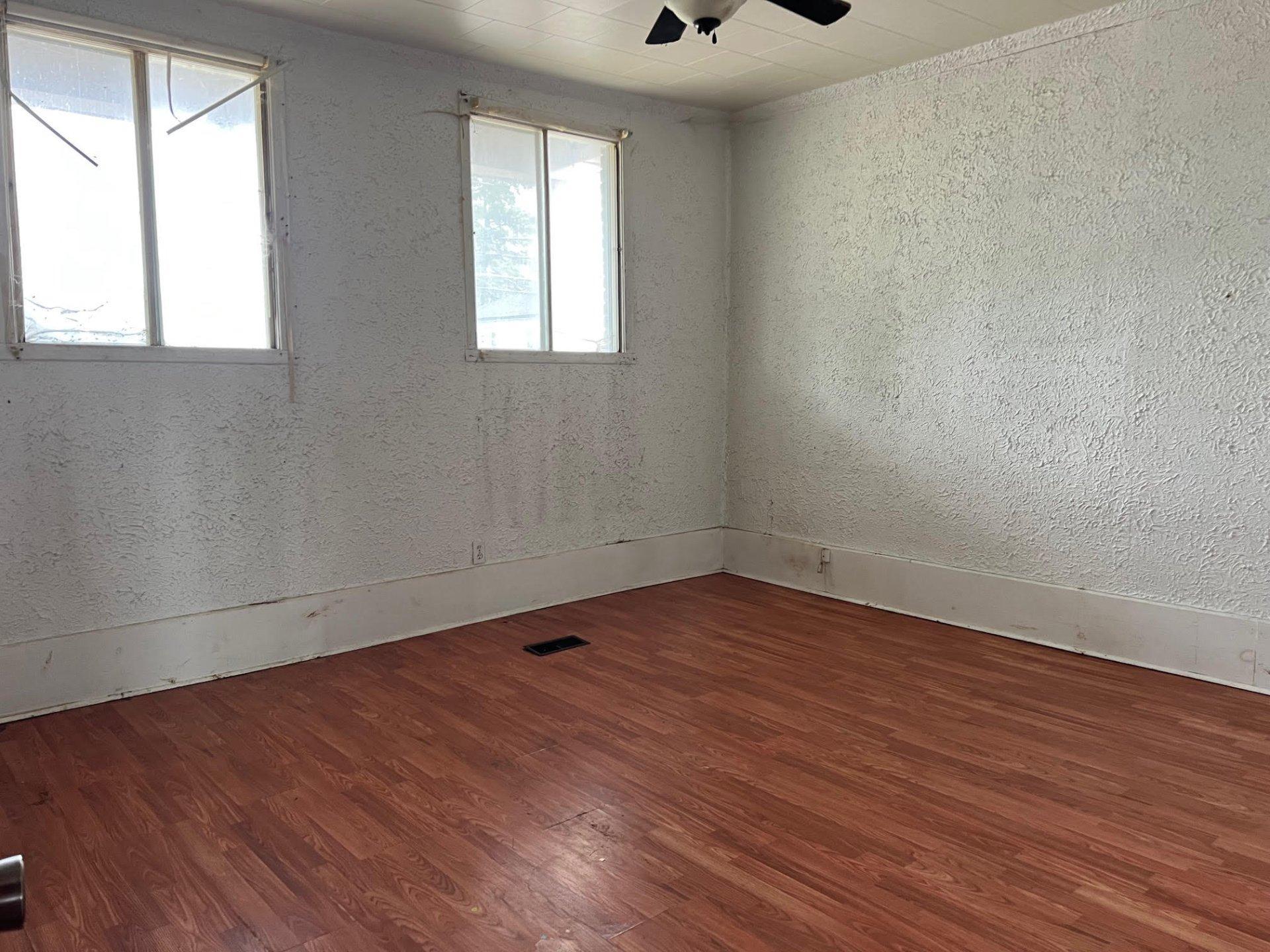 









81

 - 83


Rue Principale

,
Ripon,




QC
J0V1V0

