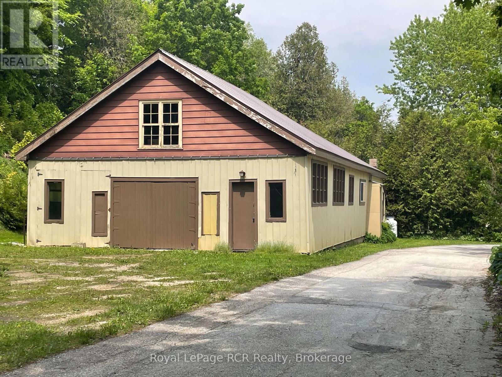 












30 SYDENHAM STREET

,
Grey Highlands,




Ontario
N0C1E0

