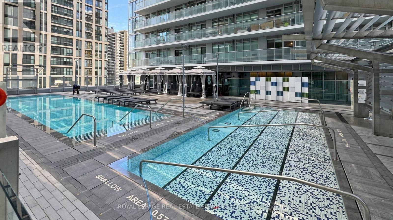 












3202 - 195 REDPATH AVENUE

,
Toronto,




Ontario
M4P0E4

