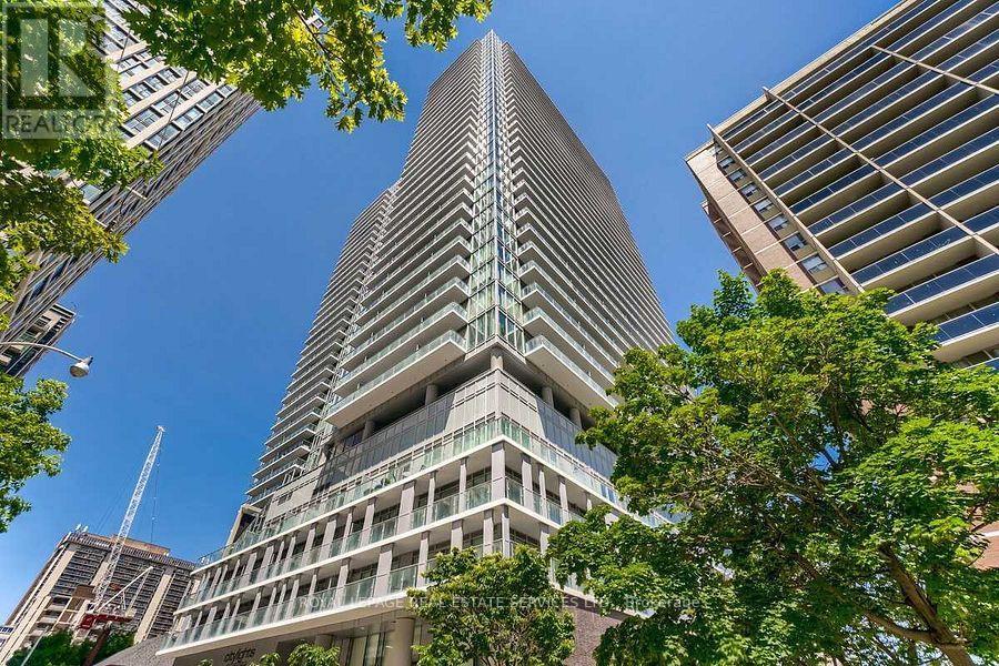 












3202 - 195 REDPATH AVENUE

,
Toronto,




Ontario
M4P0E4

