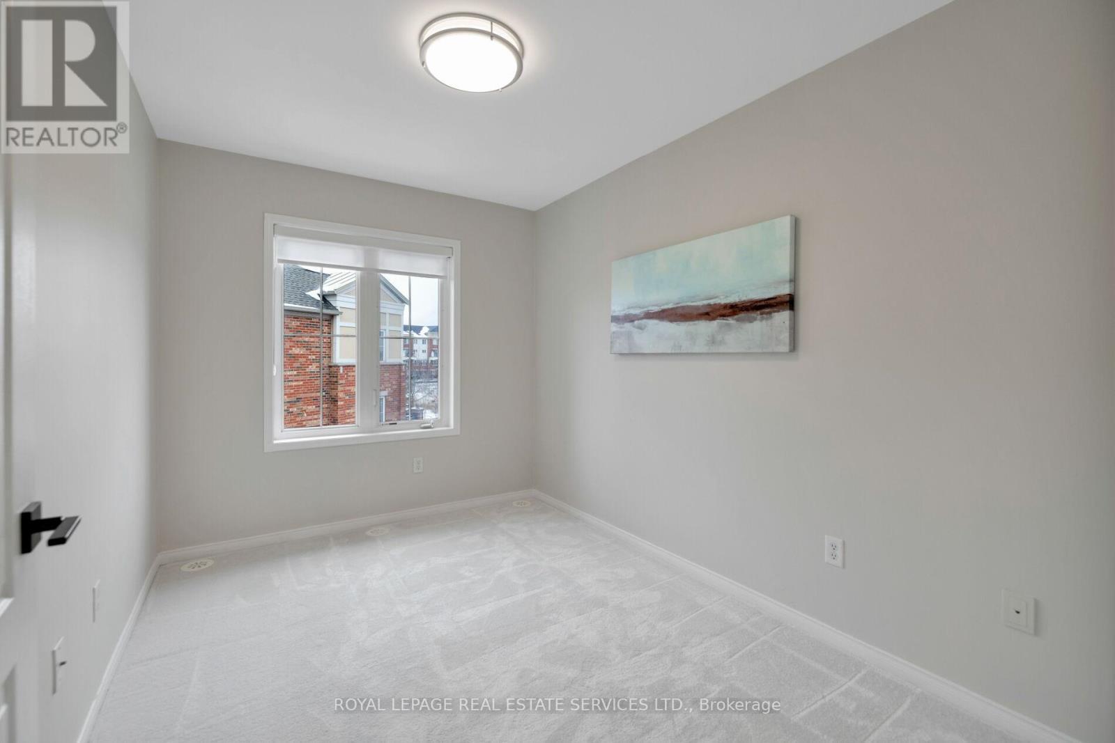 












10 - 15 HAYS BOULEVARD

,
Oakville,




Ontario
L6H0H8

