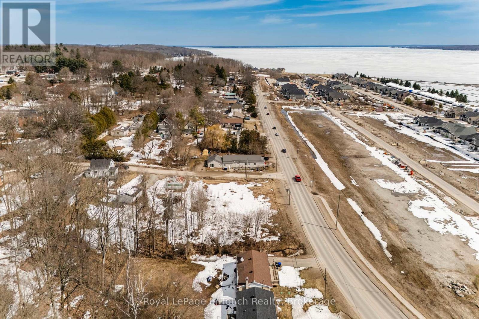 












204 GIANETTO DRIVE

,
Midland,







Ontario
L4R5J4

