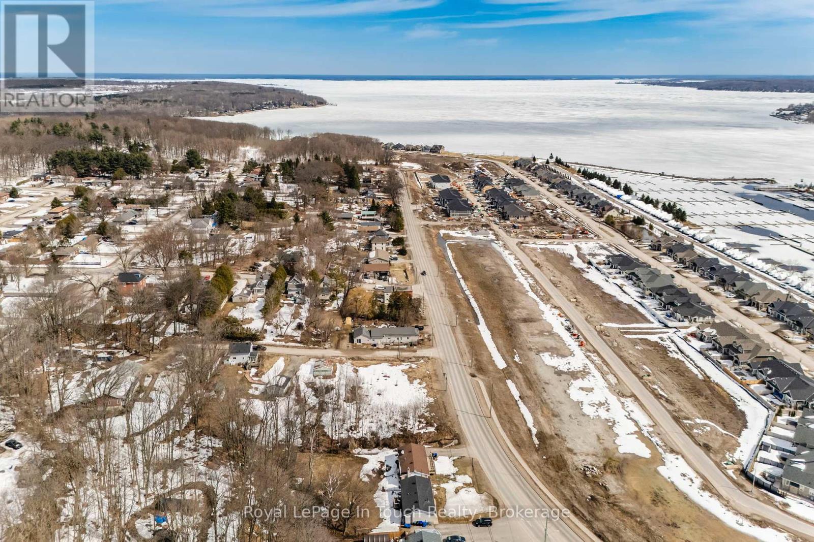 












204 GIANETTO DRIVE

,
Midland,







Ontario
L4R5J4

