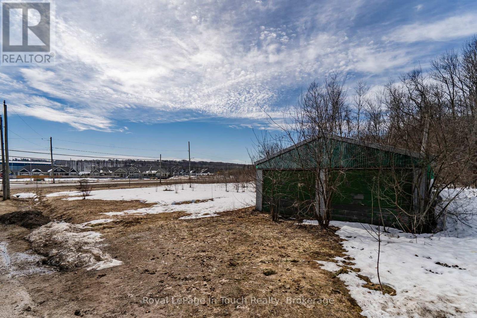 












204 GIANETTO DRIVE

,
Midland,







Ontario
L4R5J4

