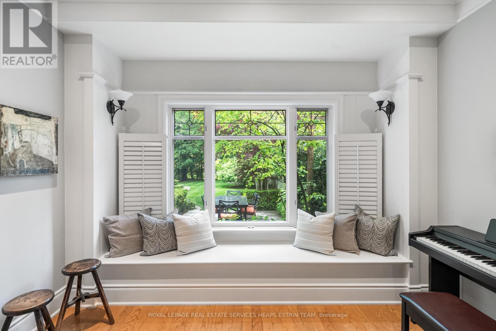 












24 HEATHER ROAD

,
Toronto,




Ontario
M4G3G3

