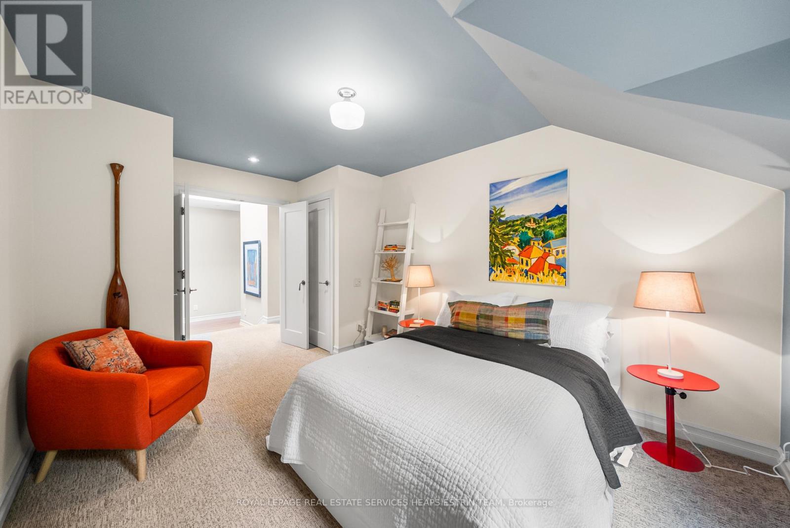 












24 HEATHER ROAD

,
Toronto,




Ontario
M4G3G3

