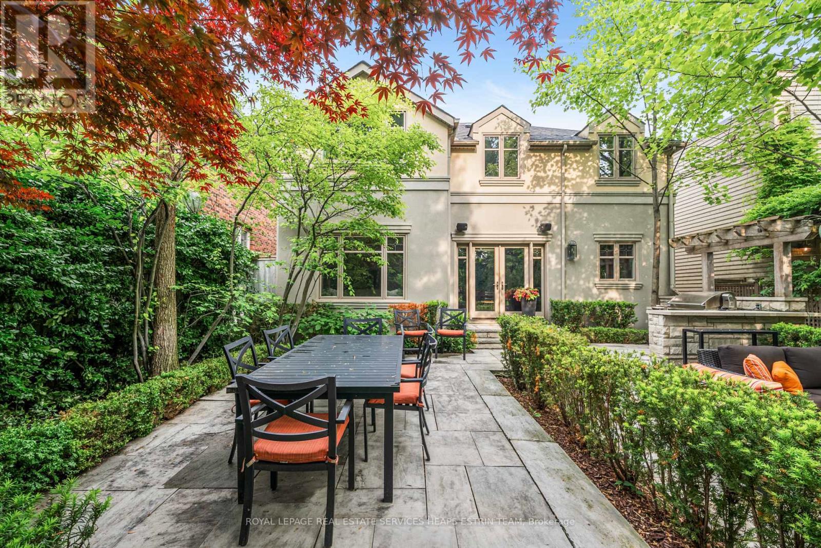 












24 HEATHER ROAD

,
Toronto,




Ontario
M4G3G3

