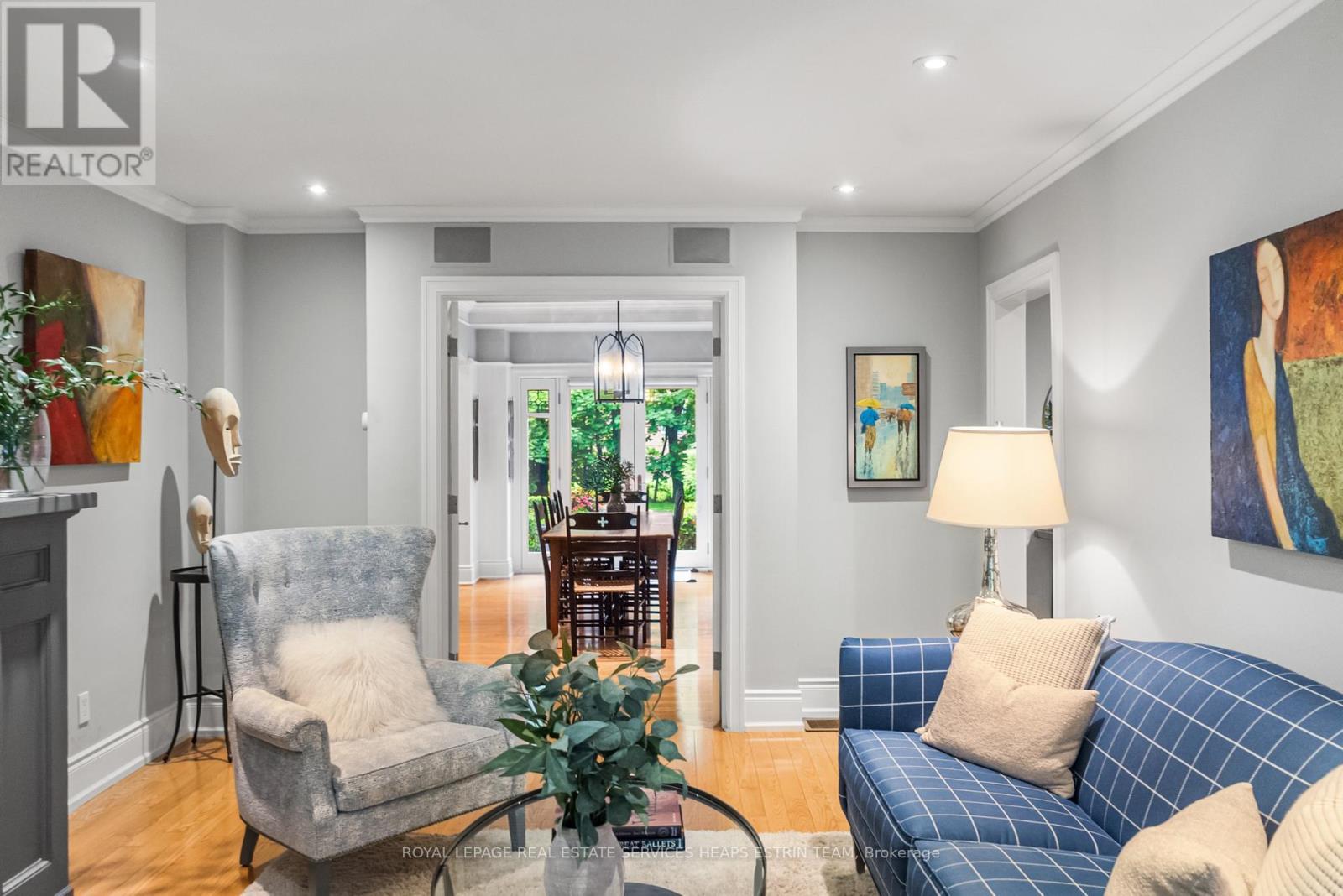 












24 HEATHER ROAD

,
Toronto,




Ontario
M4G3G3

