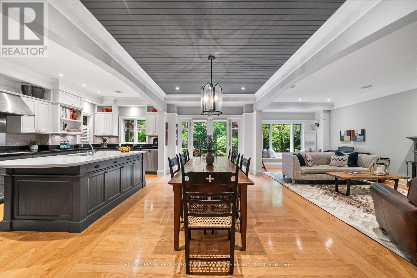 












24 HEATHER ROAD

,
Toronto,




Ontario
M4G3G3

