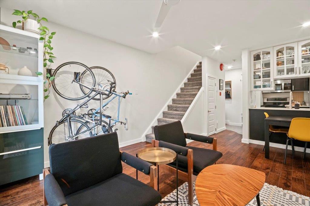 












105 176 Thomas Berry Street

,
Winnipeg,




Manitoba
R2H0P7

