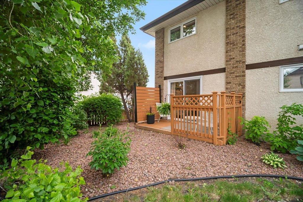 












105 176 Thomas Berry Street

,
Winnipeg,




Manitoba
R2H0P7

