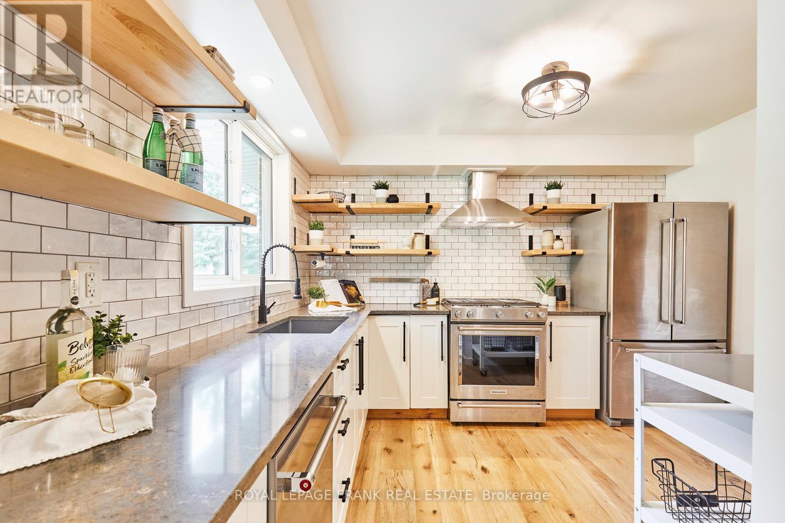 












132 COULTER DRIVE

,
Kawartha Lakes (Pontypool),




Ontario
L0A1K0

